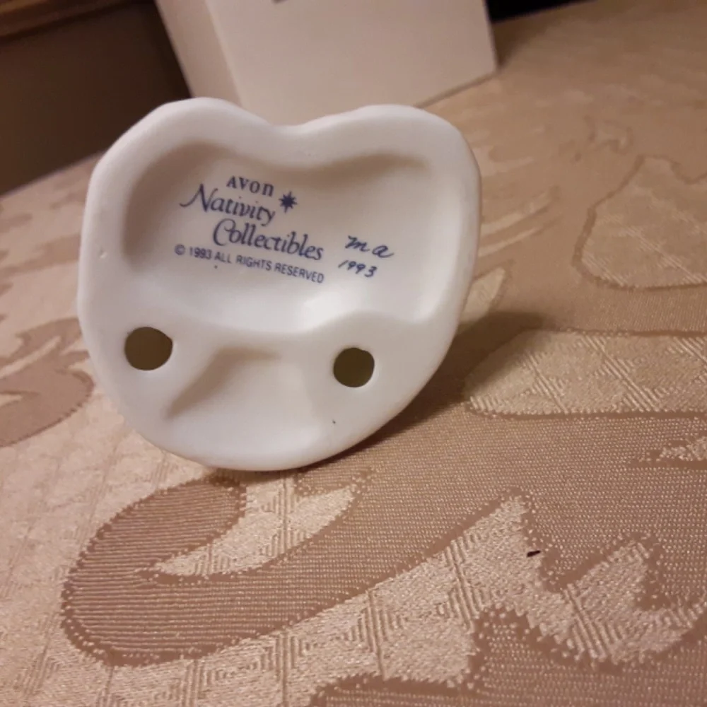 Avon Nativity Collectibles 